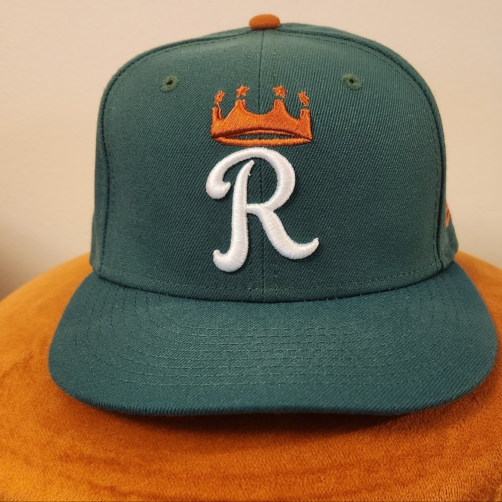 Kansas City Royals R Crown Logo New Era Fitted Hat